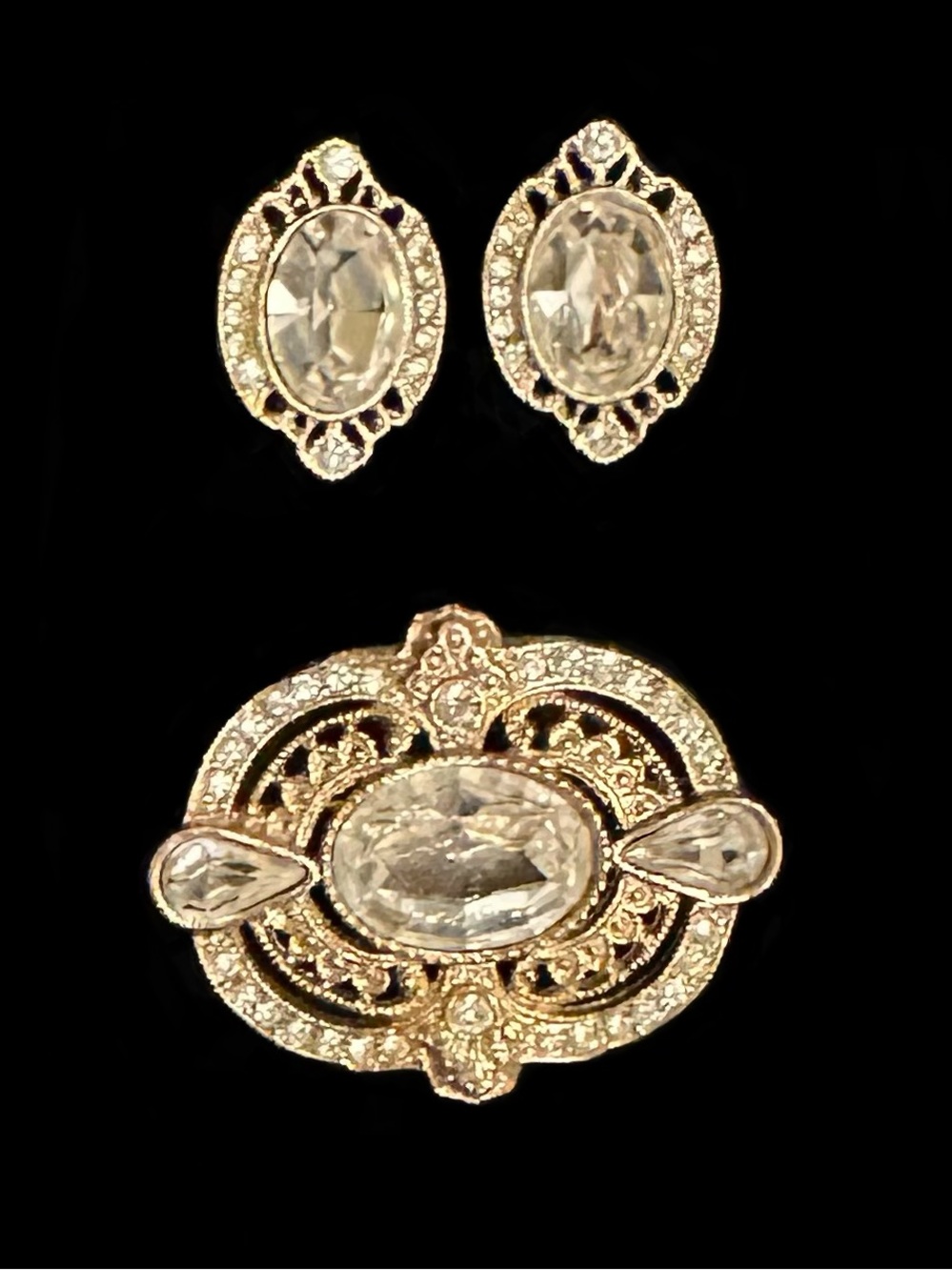 Vintage-Inspired Gold Tone Clear Crystal Brooch and Earrings Set - Women Jewelry